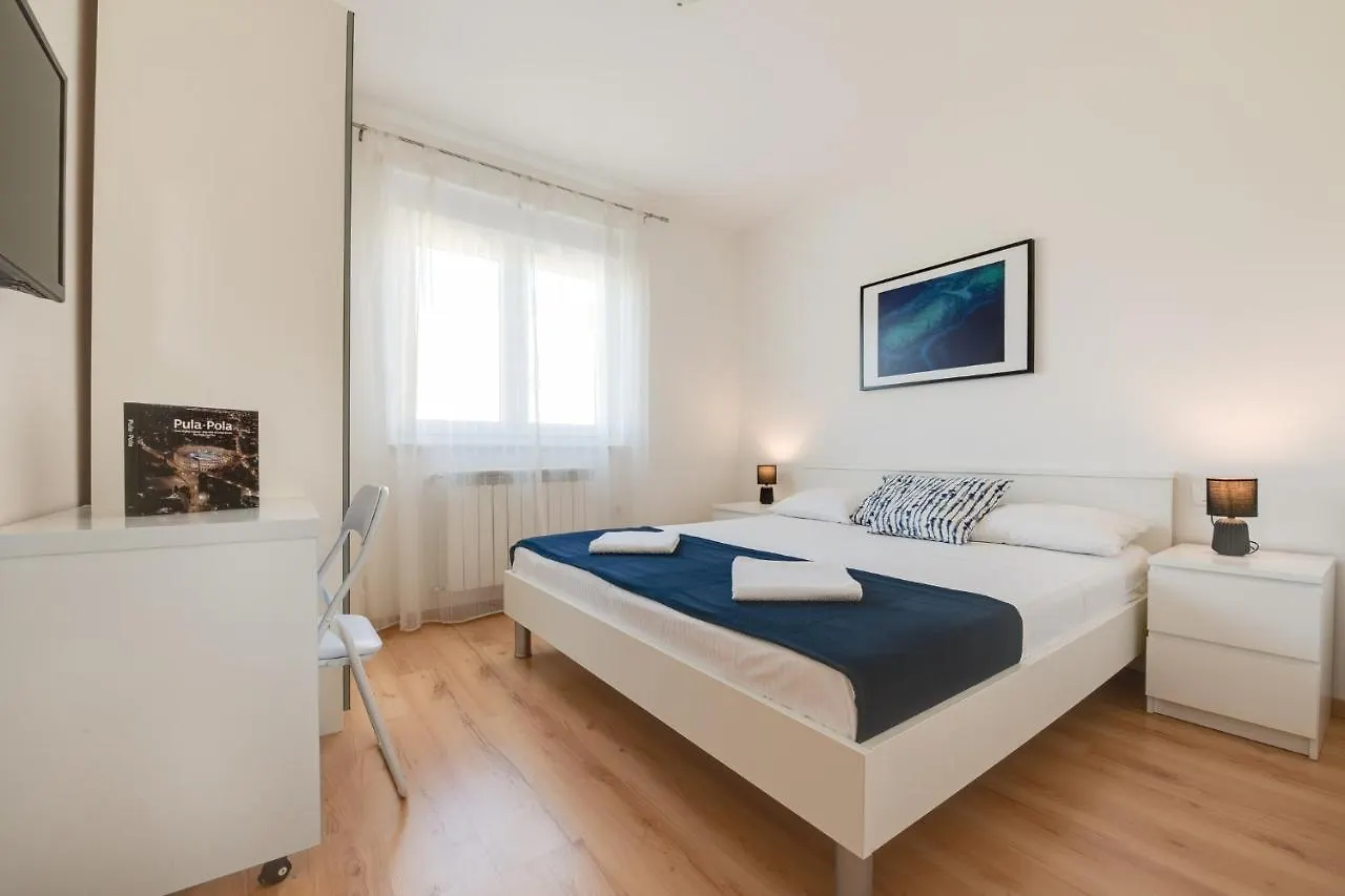 Villa Cera Póla 4*,