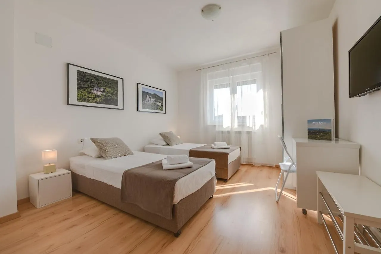 Villa Cera Póla